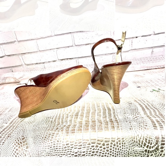 Steve Madden Abbaa Tortoise Shell Peep Toe Wedges - Picture 10 of 14